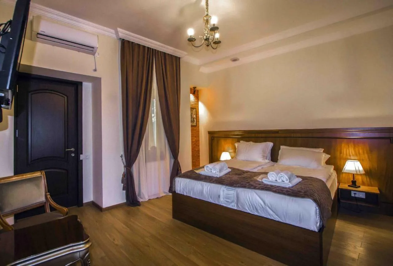 Ξενοδοχείο B&B Rooms Τυφλίδα